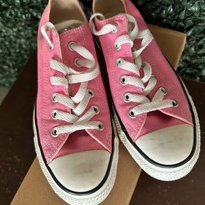 Barbie Pink converse sneakers sz 6.5